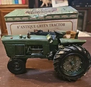 Antiguo tractor verde de 8" favoritos antiguos - Imagen 1 de 6