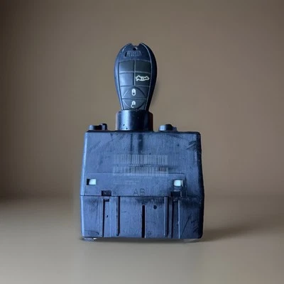 2010 Chrysler 300 RECEPTOR DE NÓ DE IGNIÇÃO SEM FIO P68292755AB - Imagem 1 de 4