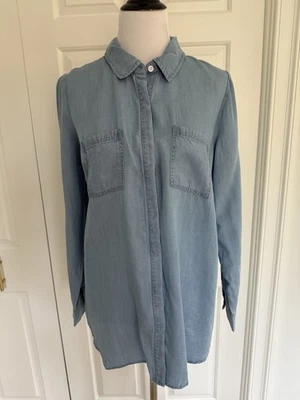 Women’s Splendid Maternity Chambray Button Down Shirt Size Medium NWT - Image 1 of 4