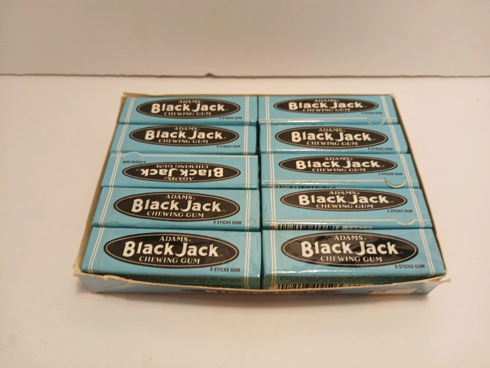 Винтажная жевательная резинка Adams Black Jack — 20 упаковок в полной коробке  - Изображение 1 из 4