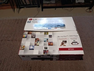 LG DVD/3D BluRay Disc Player with WiFi Streaming Support BP550 - Picture 1 of 6
