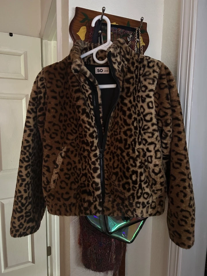 Jaqueta de pele sintética infantil de leopardo - Imagem 1 de 4