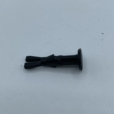 47749-50090 Clip Fermo Paraurti Passaruota Original Toyota Yaris Lexus Ct 200H Foto 1 de 3