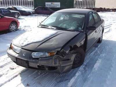 Vidrio de ventilación de puerta trasera derecha usado se adapta a: Saturn S SERIES 2001 grado trasero derecho Foto 1 de 4