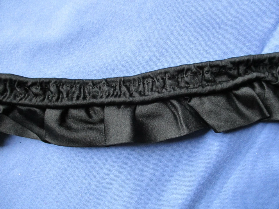 Volant satin noir ancien 1915 3 m x 3,5 cm - Photo 1/3