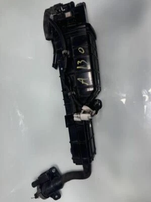 Bote de vapor de combustible Honda Fit 2009  Foto 1 de 4