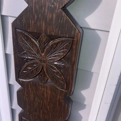 "Silla alta tallada de pasillo y roble giratorio 1972 firmada 48""" Foto 1 de 4