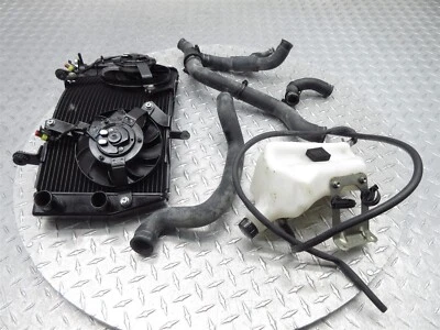 2013 08-13 Ducati 848 Superbike Radiator Fan Blower Coolant Water Tank Lot - Imagem 1 de 4