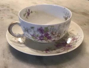 Taza de té y platillo floral púrpura Theodore Havilland Limoges Francia - Imagen 1 de 14
