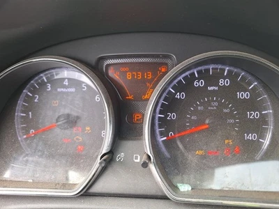 Versa OE 2014 velocímetro calibre grupo 87 k millas Nissan Foto 1 de 4