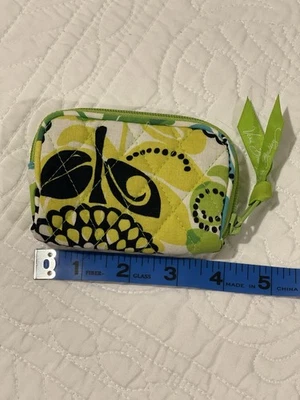 NWOT Vtg Retired Vera Bradley Limes Up Tune In Earbud Storage Quilted Zip Case - Image 1 of 4