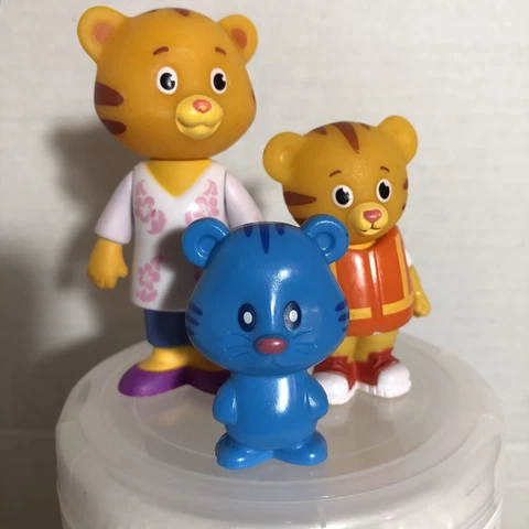 Daniel Tiger Neighborhood  Figures 3 inch mom son cat Cover