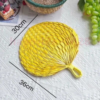 Ventiladores tejidos de paja hechos a mano artesanal ventilador de enfriamiento de verano bambú decoración del hogar Foto 1 de 4