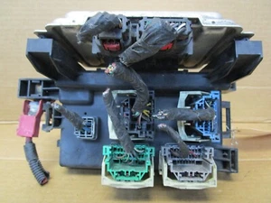 05 06 07 Chrysler 300 Totally Integrated Power Module Fuse Box TIPM 04692031 - Picture 1 of 9
