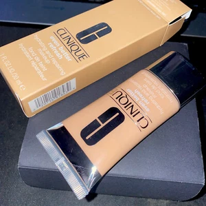 Clinique even better refresh CN62 PORCELAIN BEIGE 30 ml - Bild 1 von 8