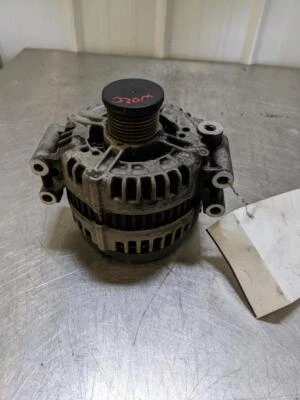 Conjunto de alternador BMW 135i 335i 535i 2007-2012 AWD 180 AMP 3,0 L OEM Foto 1 de 3