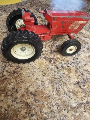 Cosechadora internacional Ertl Red de colección juguete granja tractor diecast metal granja Foto 1 de 4