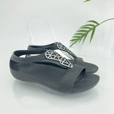 Crocs Women's Serena Sandal Size 4 Geometric Slingback Thong Black Rubber - Image 1 of 4