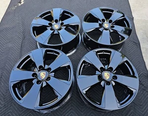 19" NEW BLACK OEM FACTORY ORIGINAL 2022 PORSCHE CAYENNE WHEELS RIMS. ALL CAYENNE - Picture 1 of 9