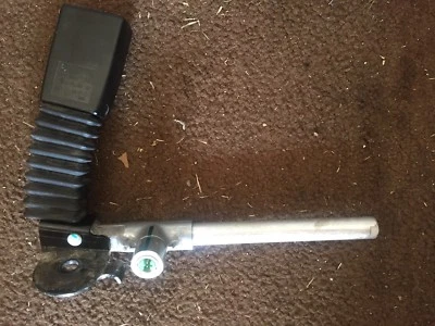 Mercedes Benz CLK350 2006 encendedor de cinturón de seguridad trasero pasajero A2038601869 Foto 1 de 3