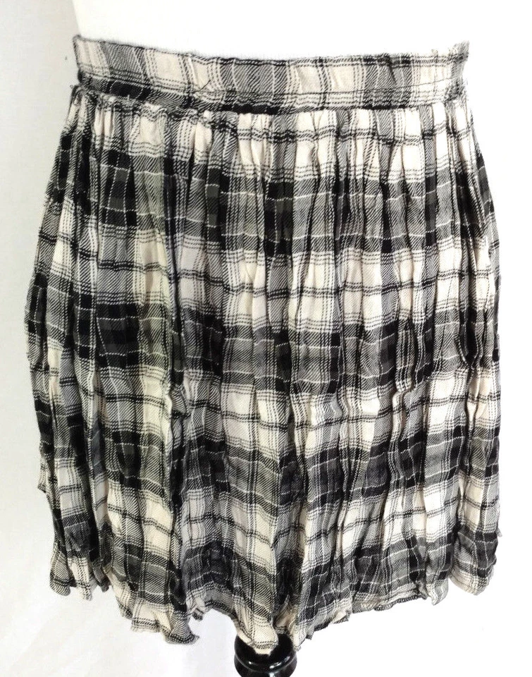 Falda American Rag Cie para mujer talla XL negra gris blanca a cuadros arrugada círculo acampanado Foto 1 de 4