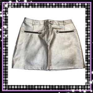 SILVER ☆ METALLIC ☆ FAUX LEATHER ☆ MINI SKIRT ☆ NWT - Picture 1 of 12