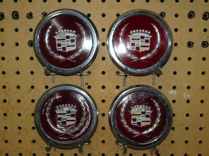 1985 Cadillac Deville Fleetwood E-810709-1  Wire Center Hubcap 4 1/2" 01627955 - Picture 1 of 14