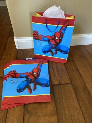 "Bolsas de regalo grandes Spiderman 6 quilates 15x12x5"" para cumpleaños, Navidad - nuevas por Hallmark" Foto 1 de 4