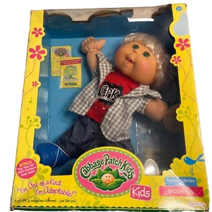 Neu Hasbro Premiere Cabbage Patch Kind Skater JUNGE Kareem Campbell Geburt 1. Oktober - Bild 1 von 20