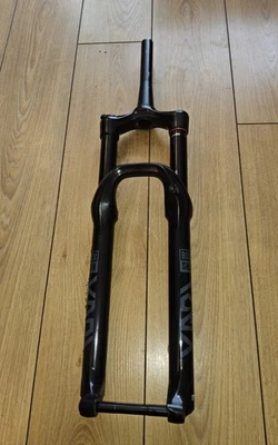 Rock Shox Yari Suspension Fork 29er 160mm Boost Tapered Head Tube - Image 1 of 4