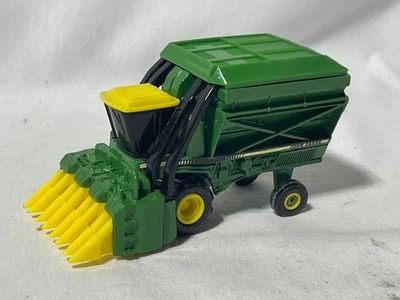 ERTL John Deere Cotton Picker Combine, Green, 1/80, MINT! - Image 1 of 3