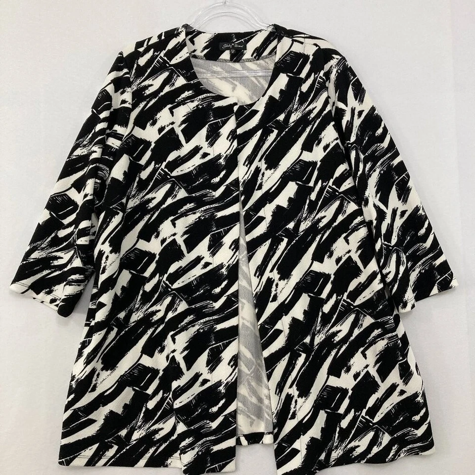 Chaqueta Slinky Marca Talla 1X Negra Blanca Abstracta Elastizada Bolsillos Abierta Manga 3/4 Foto 1 de 4