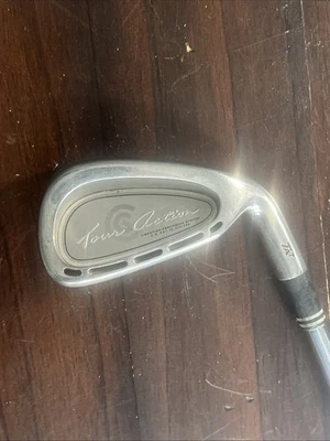 Cleveland Tour Action TA7 Single 4 Iron Graphite Shaft Regular Mens Right Hand - Image 1 of 4