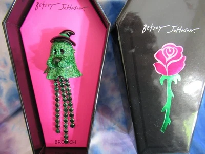 Broche prendedor 2025 Betsey Johnson estrás Halloween cristal bruja fantasma NUEVO Foto 1 de 4