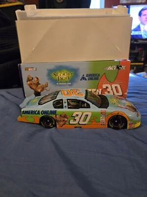 1/24 JEFF GREEN #30 AOL/SCOOBY DOO 2002 ACCIÓN NASCAR DIECAST Foto 1 de 4