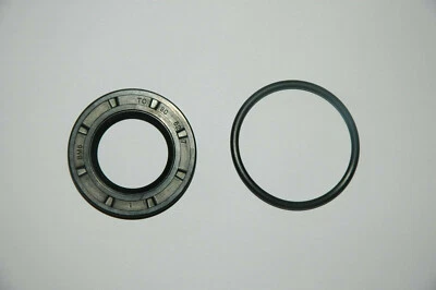 Honda V65 VF1100C Magna 83-86, VF1100S Sabre 84-85, Replacement Rear Wheel Seals - Image 1 of 3