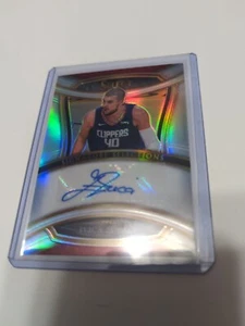 2021 Panini Select Prizm Select Signatures Ivica Zubac Auto Las Angeles Clipper - Picture 1 of 4