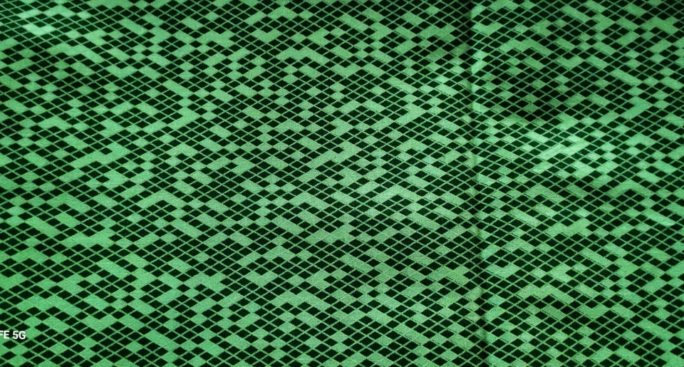 KATIE MILLER PARA Hilos de Conexión ENVUÉLVELO VERDE Tela Talla W 34" X 1 yarda.8" Foto 1 de 4