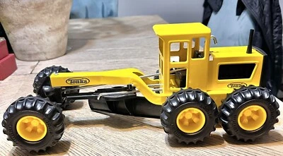 Tonka Farm Plow Tractor Road Grater Metal / Plastic 2012 Hasbro Funrise #16180 - Image 1 of 4