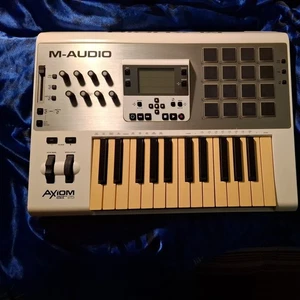 M-Audio AXIOM AIR 25 Tastatur & Pad Controller  - Bild 1 von 5