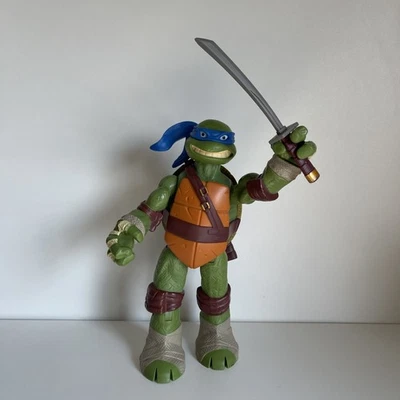 Playmates 2012 TMNT Leonardo  10 Inch Teenage Mutant Ninja Turtles - Image 1 of 4