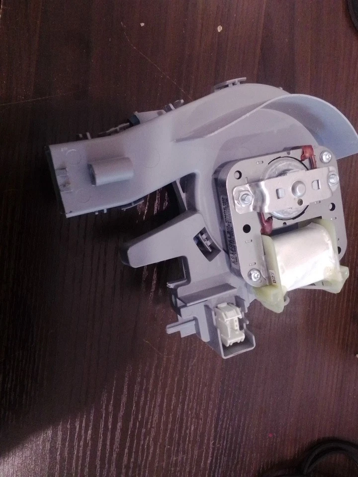 NUEVO Ventilador Eléctrico Oh Sung Motor 120V 60Hz 41W .69A Ventilación Lavavajillas Campana Escape + Foto 1 de 1