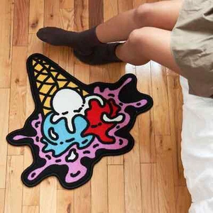 Mini alfombra de postre con cono de helado caído - Imagen 1 de 2