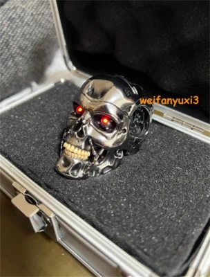 ¡NUEVO STOCK! Terminator T2 T800 ENDOESQUELETO Escala 1/4 Figura Calavera Modelo Ojos LED Foto 1 de 4