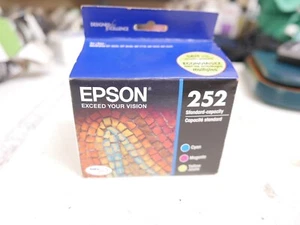 Original Epson 252 Farbtintenpatrone mit Standardkapazität EXP. 2019 - Bild 1 von 3