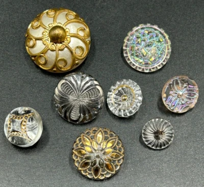 Lot of 8 Glass Buttons - Clear - Gold Accents Details - Various Sizes - Image 1 of 4