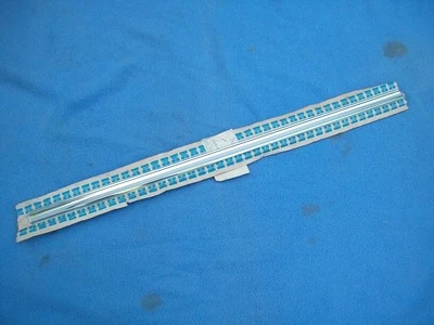 1969 69 Plymouth Fury III Custom Suburban Nuevo de Lote Antiguo MoPar Puerta Trasera Derecha Moldura Foto 1 de 3