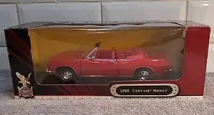 Coche modelo LHD 1969 Corvair Monza 'rojo' Road Signature 1:18 en caja - Imagen 1 de 14