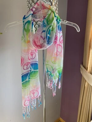 Linda bufanda Justice Fashion para niñas blanca con rosa, naranja, verde, azul 19” Wx72” L nueva sin etiquetas Foto 1 de 4