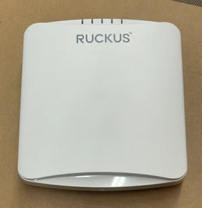 Ruckus R550 Wireless Access Point - 901R550US00 ZoneFlex - Photo 1/1